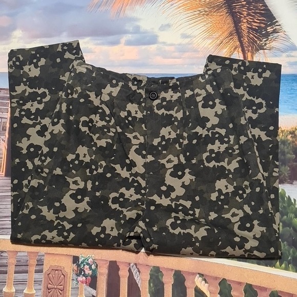 AMADI Camo High Waist Trousers Pants Anthropologie Medium - Picture 4 of 7